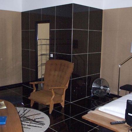 Hotel Saint Trophime Arles Room photo